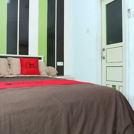 Reddoorz Plus @ Talaga Bodas Bandung Exterior photo