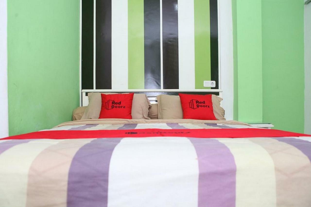 Reddoorz Plus @ Talaga Bodas Bandung Exterior photo